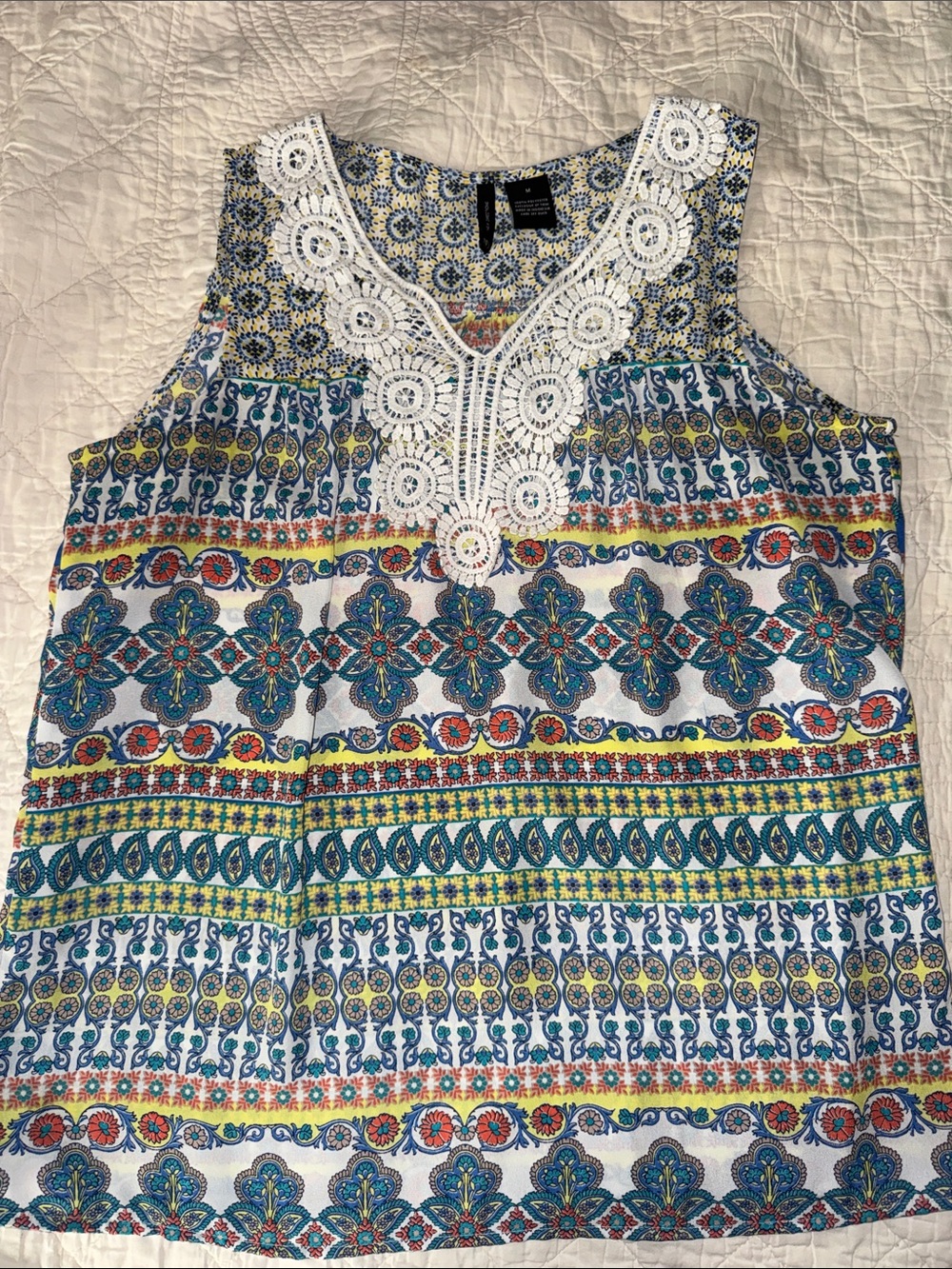 new directions Printed Sleeveless Blouse - White with Teal & Yellow & Coral